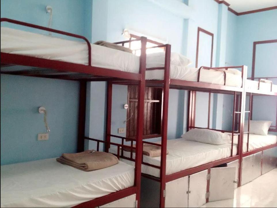 Lucky Backpacker Hostel Vientiane Dış mekan fotoğraf